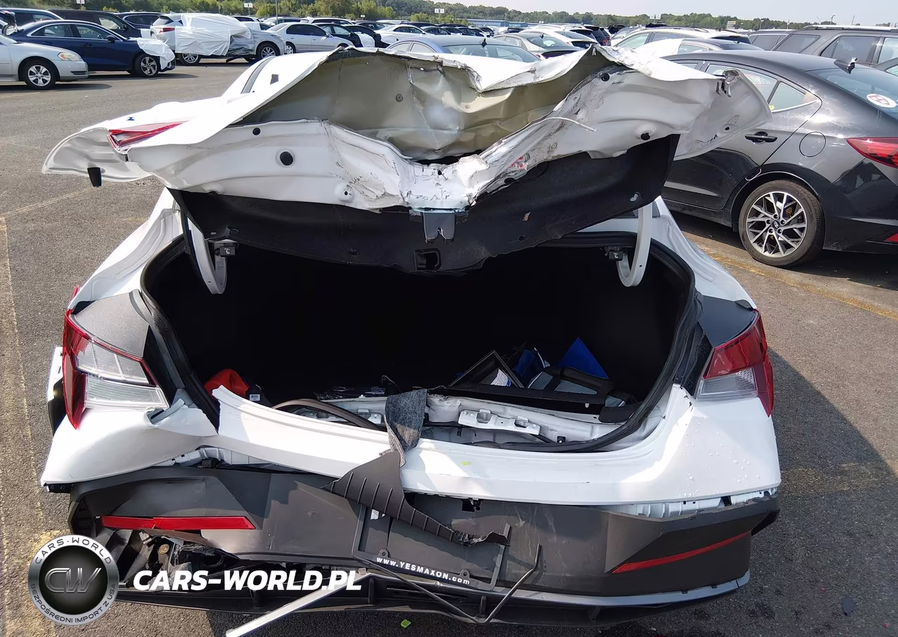 2026 Hyundai Elantra Sel Sport VIN:KMHLM4DG2TU251028 - 6