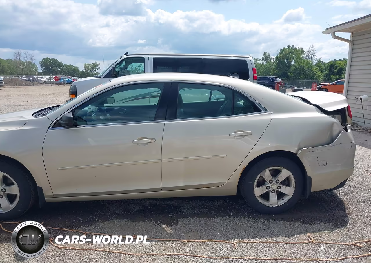 2014 Chevrolet Malibu 1Ls VIN:1G11B5SL5EF158186 - 15