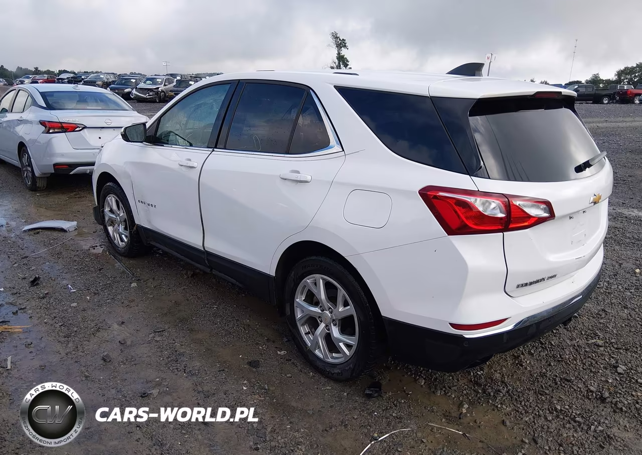 2018 Chevrolet Equinox Lt VIN:2GNAXKEX3J6203384 - 3