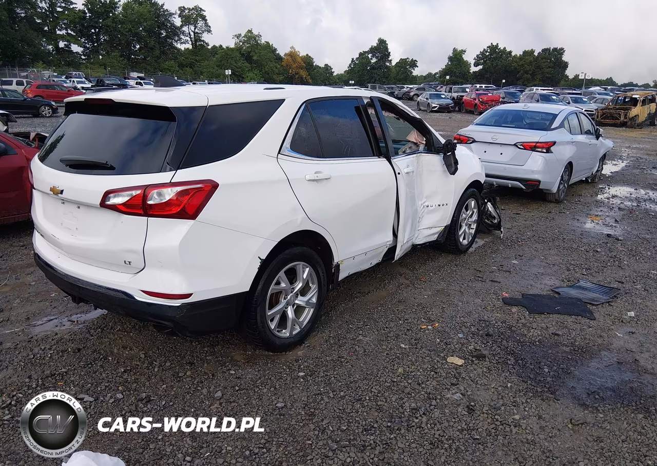 2018 Chevrolet Equinox Lt VIN:2GNAXKEX3J6203384 - 4
