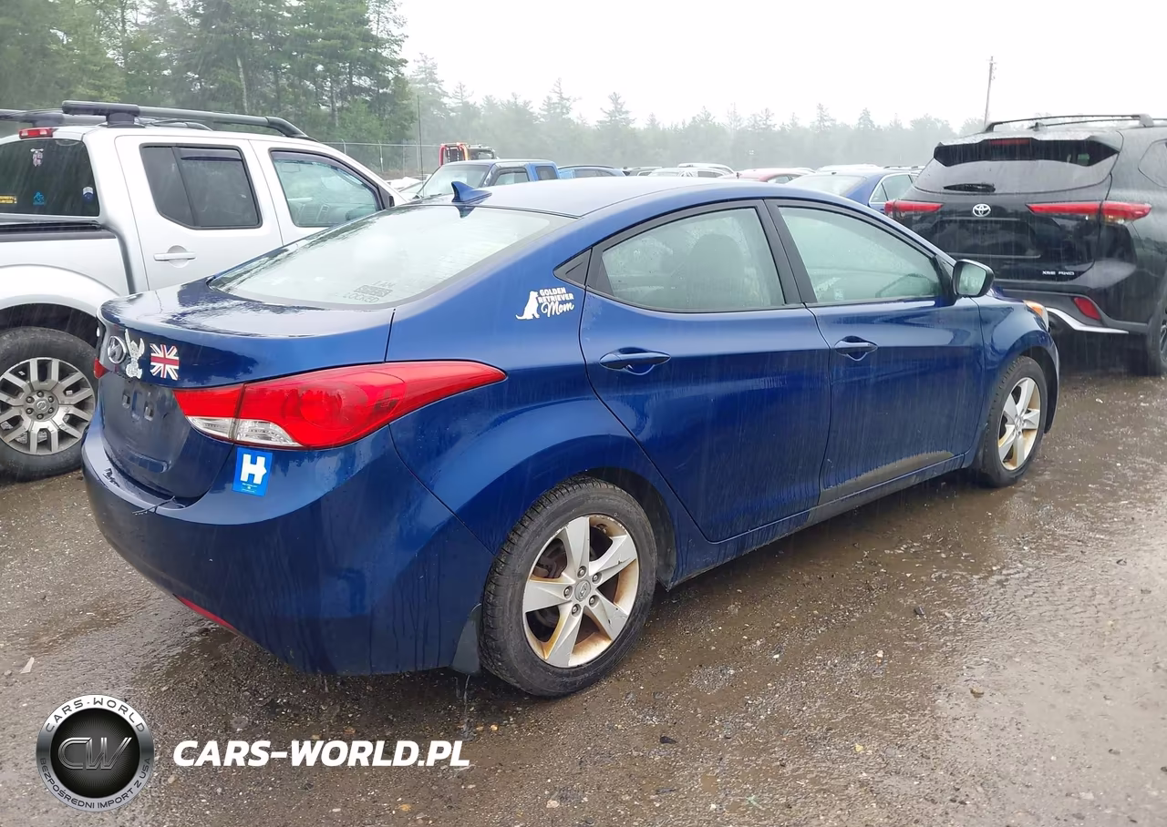 2013 Hyundai Elantra Gls VIN:KMHDH4AE1DU537482 - 4