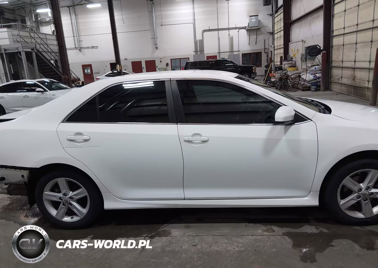 2013 Toyota Camry Se VIN:4T1BF1FK2DU638492 - 14