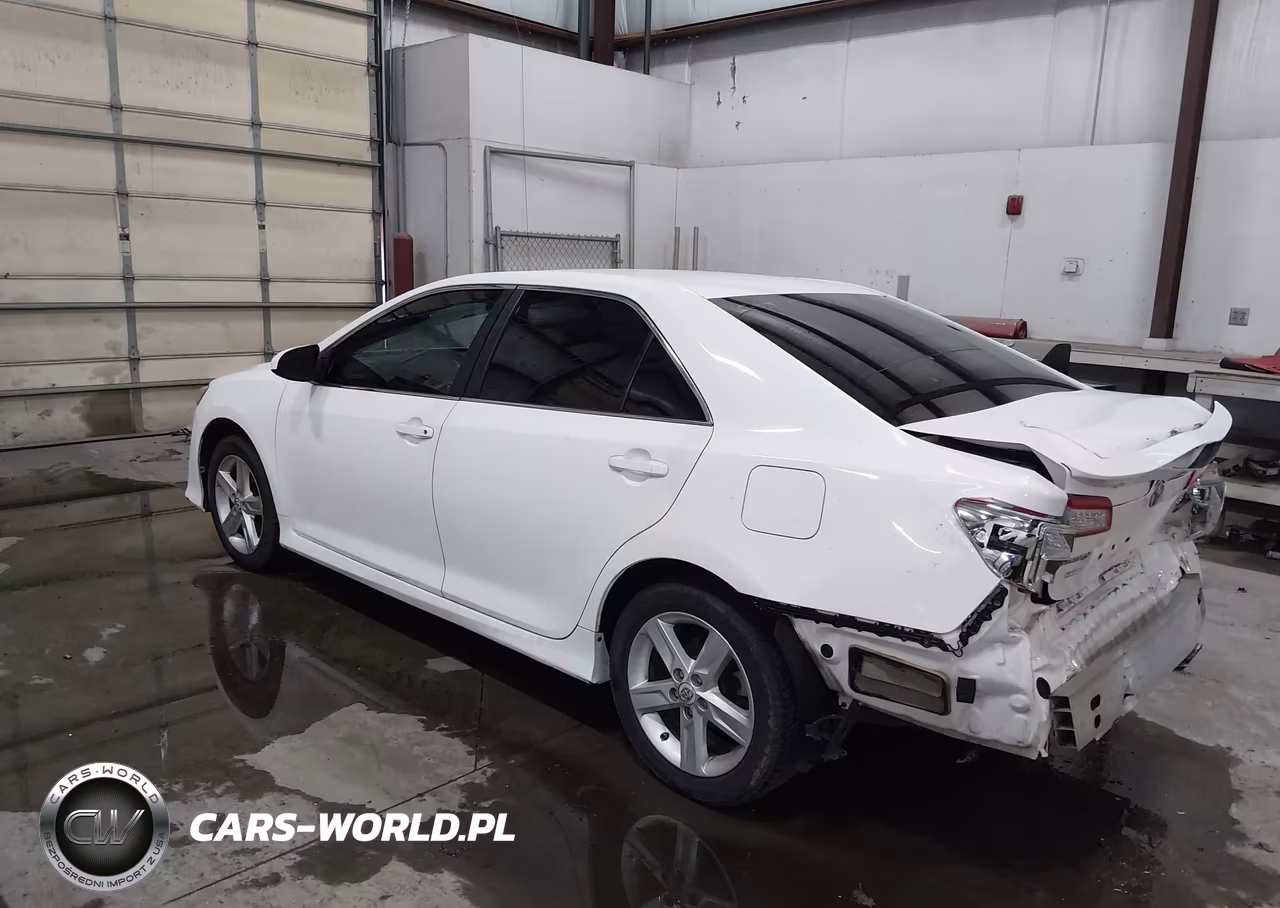2013 Toyota Camry Se VIN:4T1BF1FK2DU638492 - 3