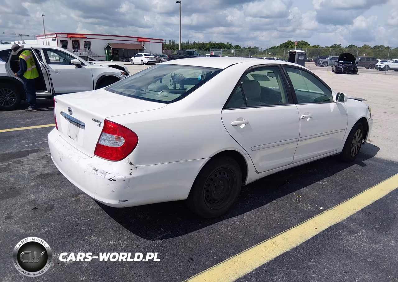 2004 Toyota Camry Le VIN:4T1BE32K34U288780 - 4