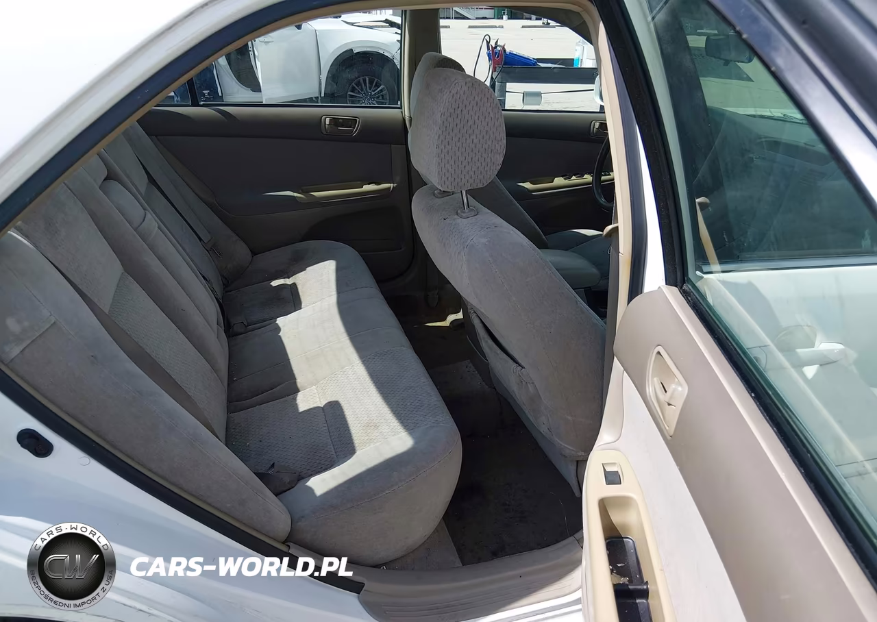 2004 Toyota Camry Le VIN:4T1BE32K34U288780 - 8