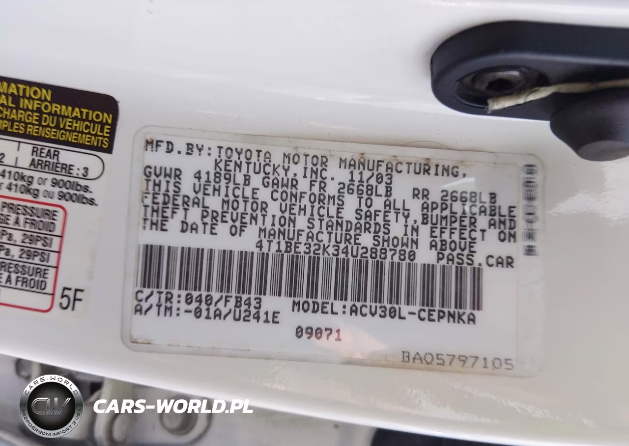 2004 Toyota Camry Le VIN:4T1BE32K34U288780 - 9