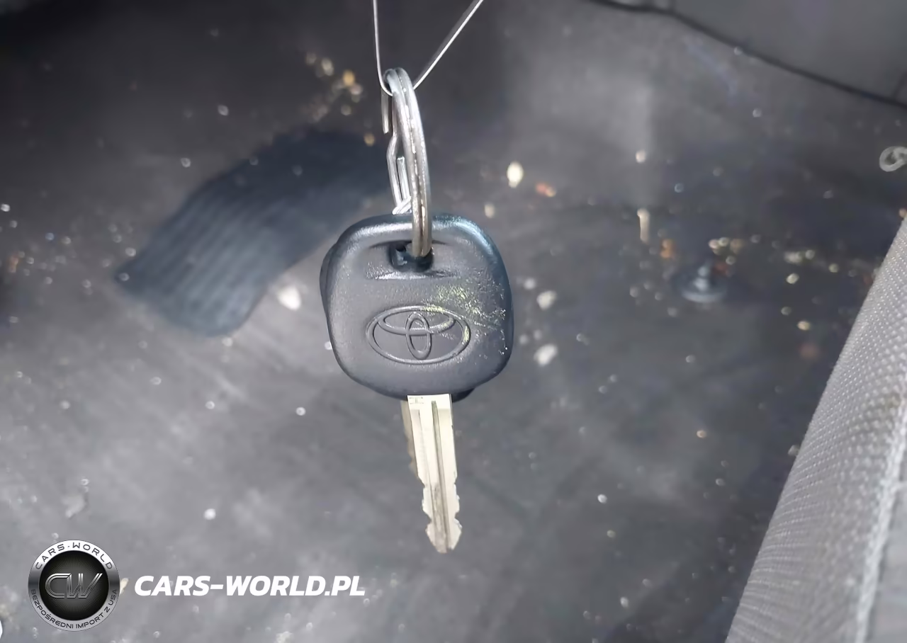 2016 Toyota Corolla Le VIN:5YFBURHE4GP434116 - 11