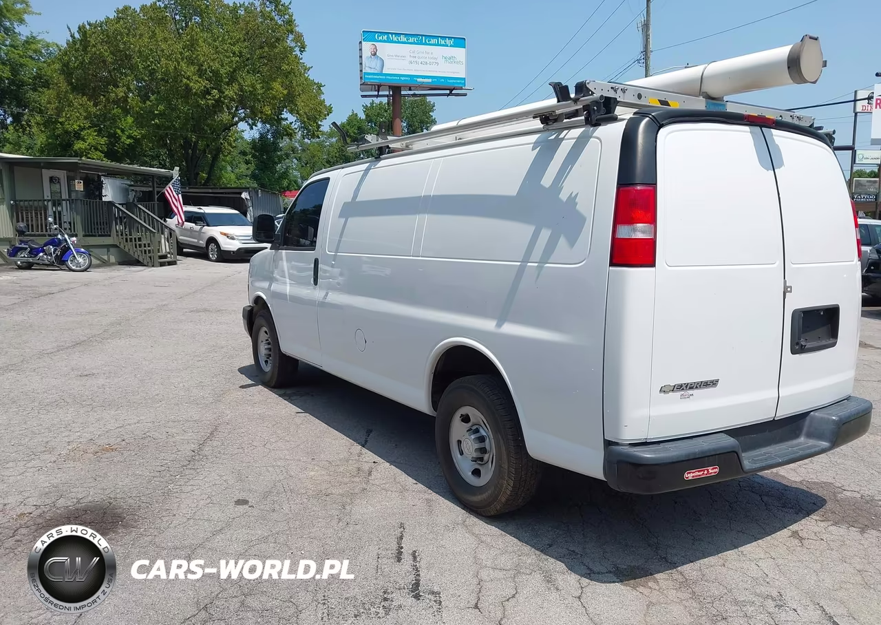 2019 Chevrolet Express 2500 Work Van VIN:1GCWGAFP2K1366183 - 3