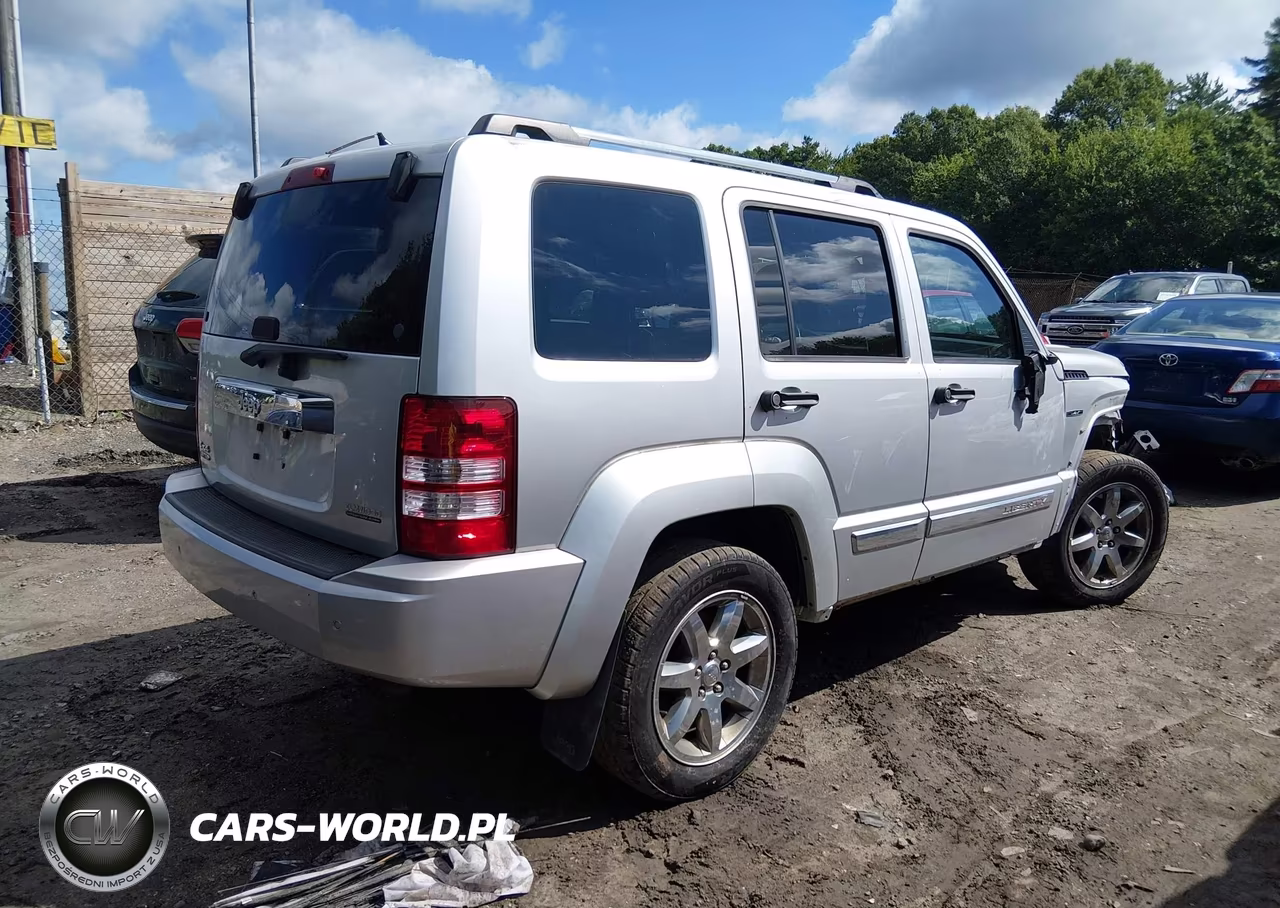 2012 Jeep Liberty Limited Jet Edition VIN:1C4PJMFK5CW214513 - 4