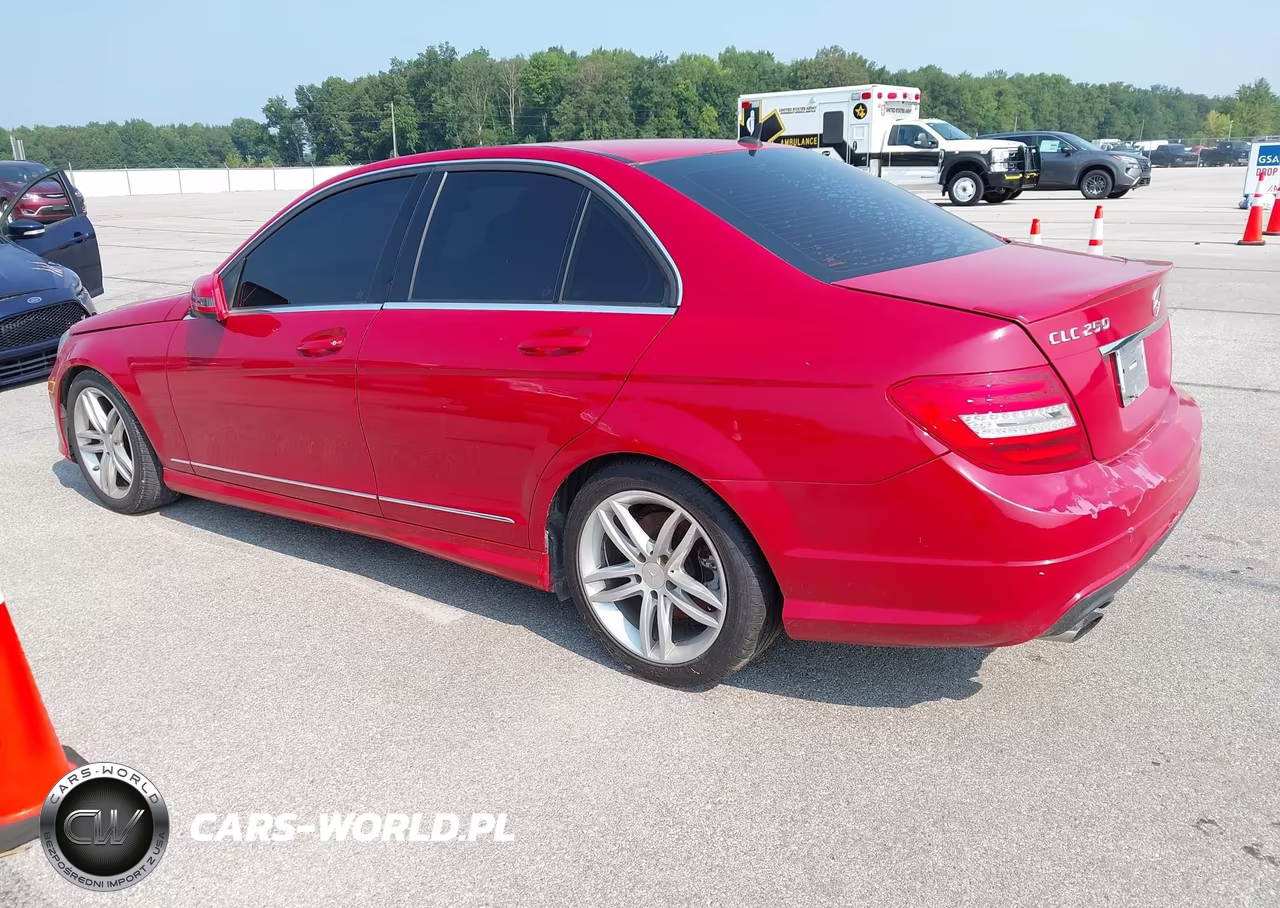2014 Mercedes-Benz C 250 Sport VIN:WDDGF4HB5ER312043 - 3
