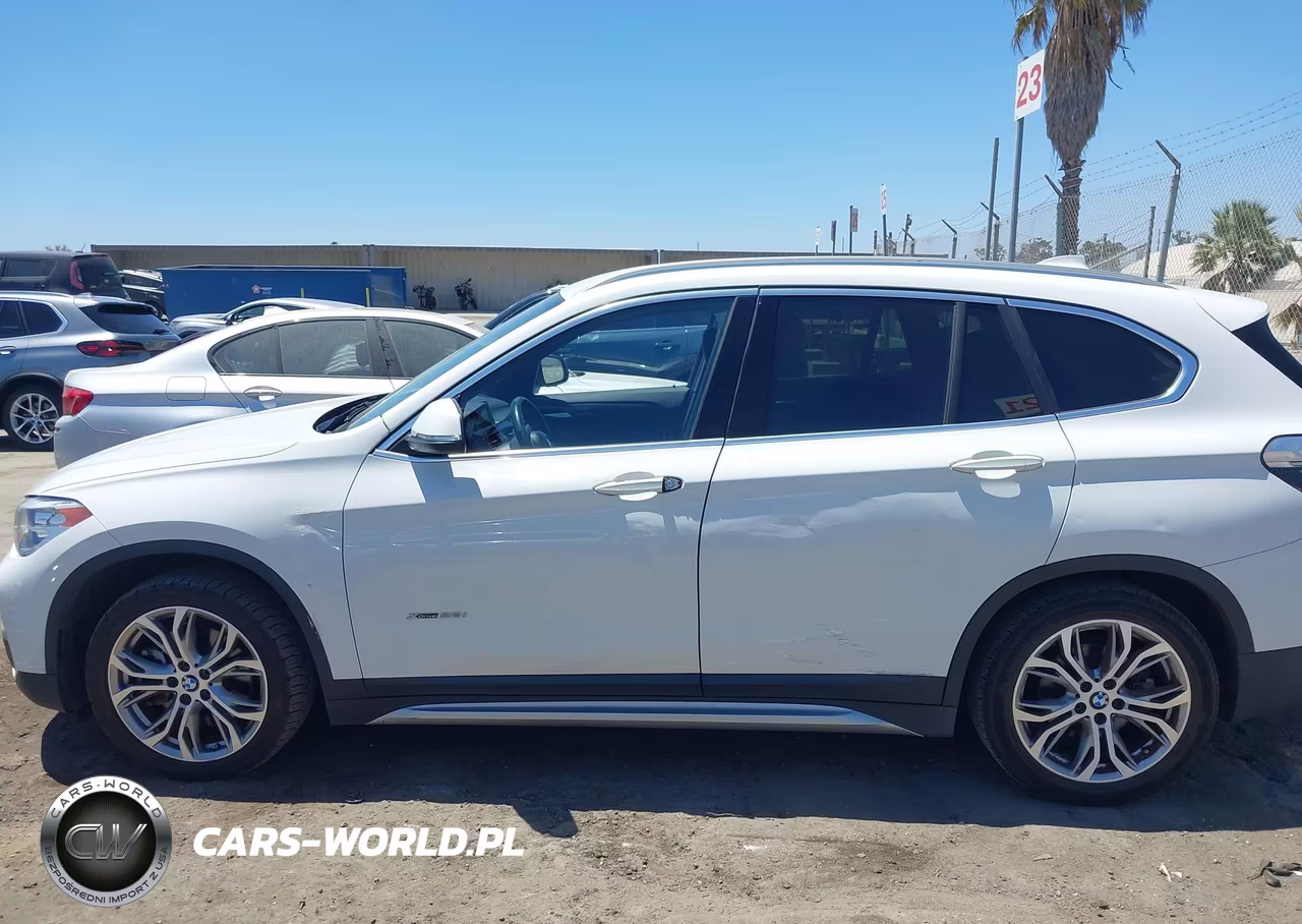 2017 BMW X1 xDrive28I VIN:WBXHT3C35H5F78309 - 14