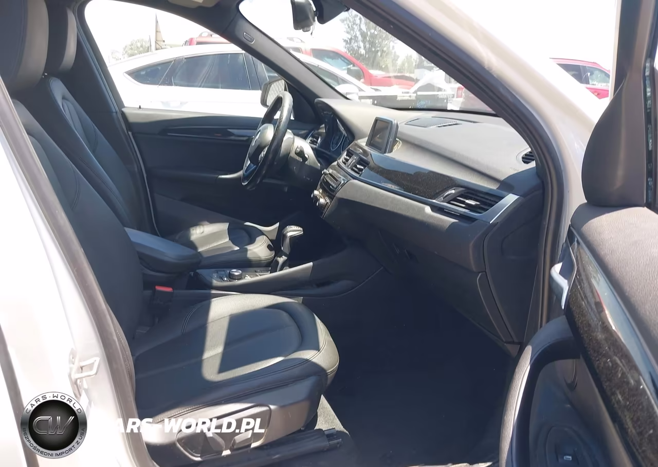 2017 BMW X1 xDrive28I VIN:WBXHT3C35H5F78309 - 5
