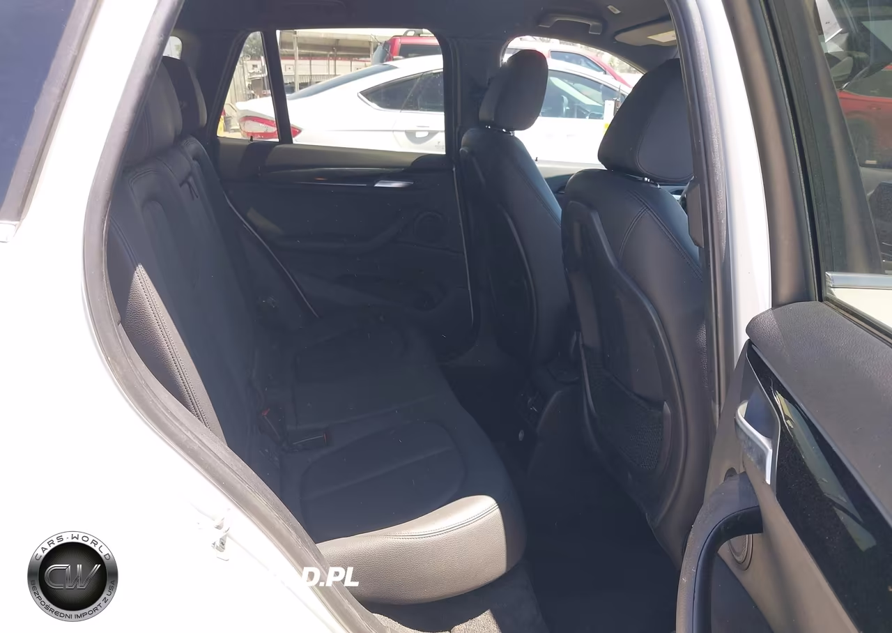2017 BMW X1 xDrive28I VIN:WBXHT3C35H5F78309 - 8
