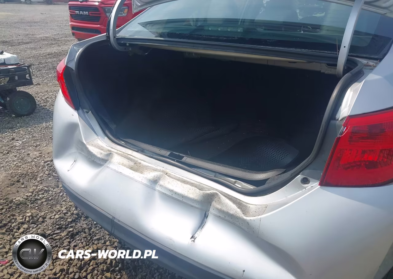 2018 Toyota Corolla Se VIN:2T1BURHE1JC985658 - 6