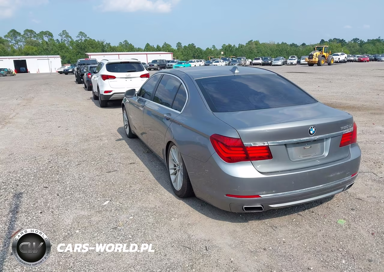 2014 BMW Alpina B7 VIN:WBAYE8C55ED134882 - 3