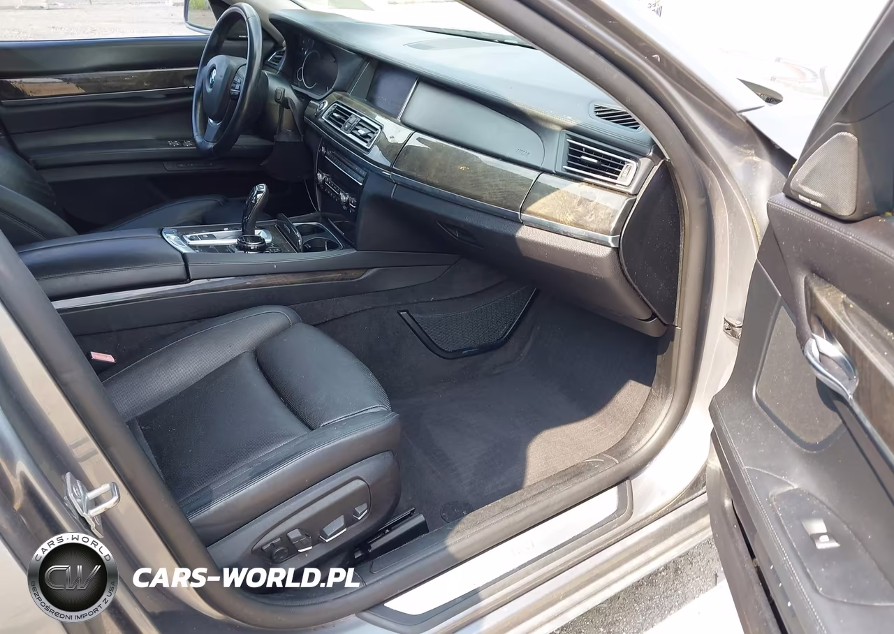 2014 BMW Alpina B7 VIN:WBAYE8C55ED134882 - 5
