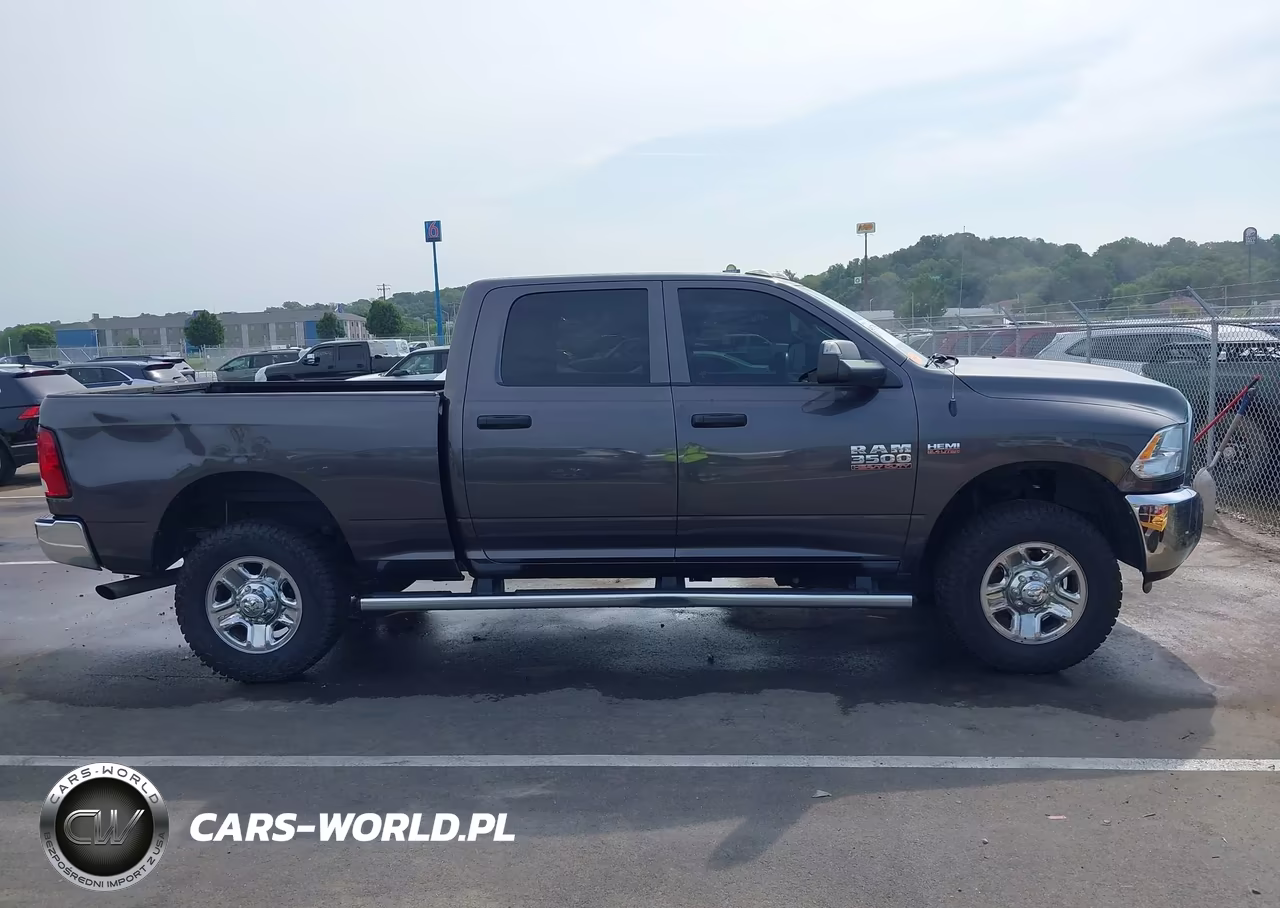 2018 Ram 3500 Tradesman 4X4 6'4 Box VIN:3C63R3CJ0JG397383 - 12