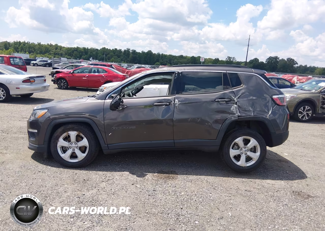 2019 Jeep Compass Latitude 4X4 VIN:3C4NJDBB1KT847236 - 14