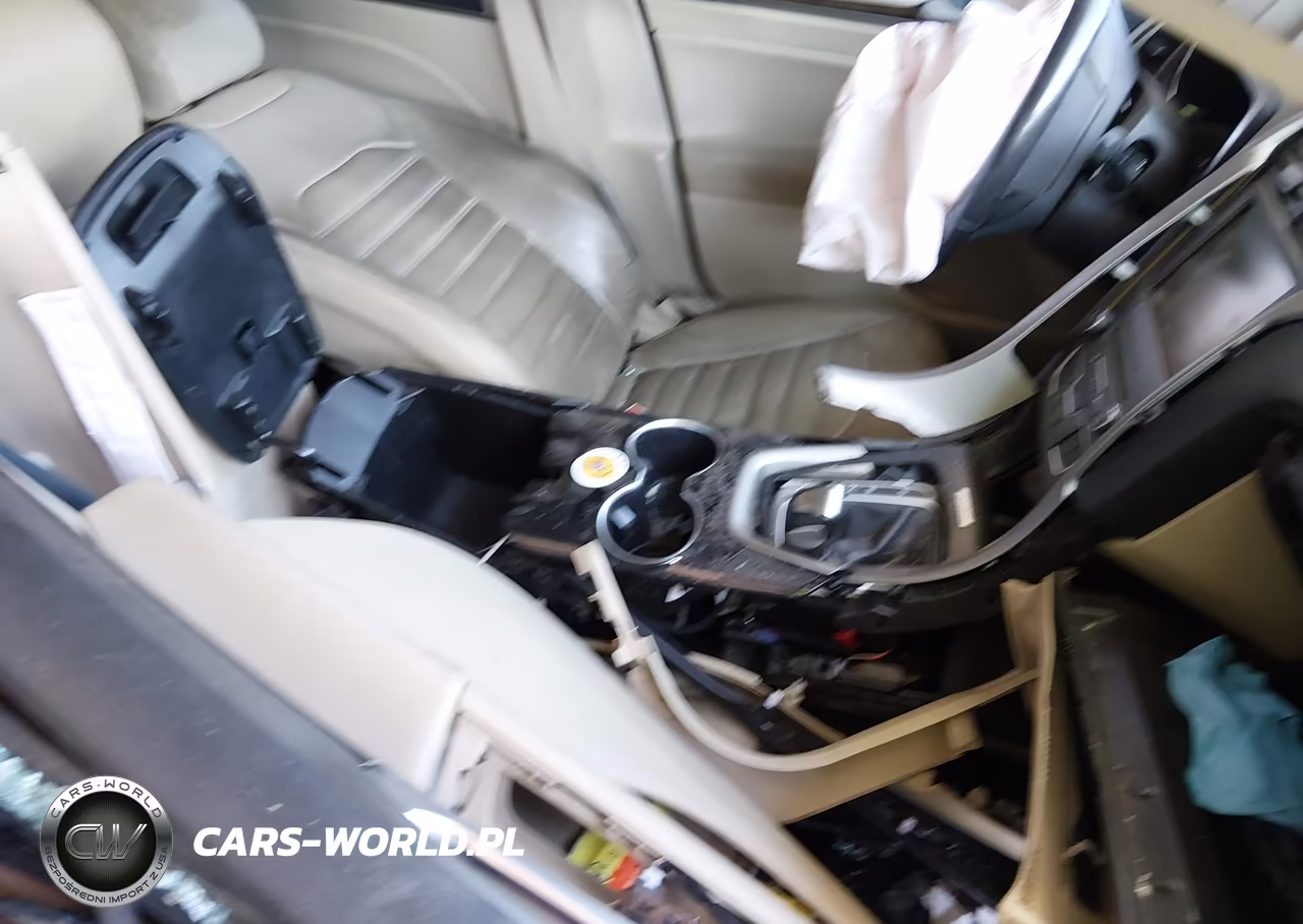 2016 Ford Fusion Se VIN:3FA6P0HDXGR266946 - 5