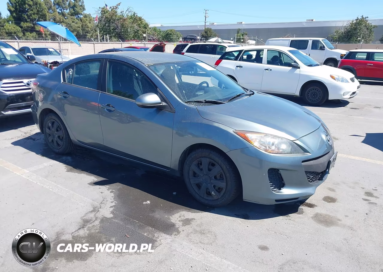 2013 Mazda Mazda3 I Sv