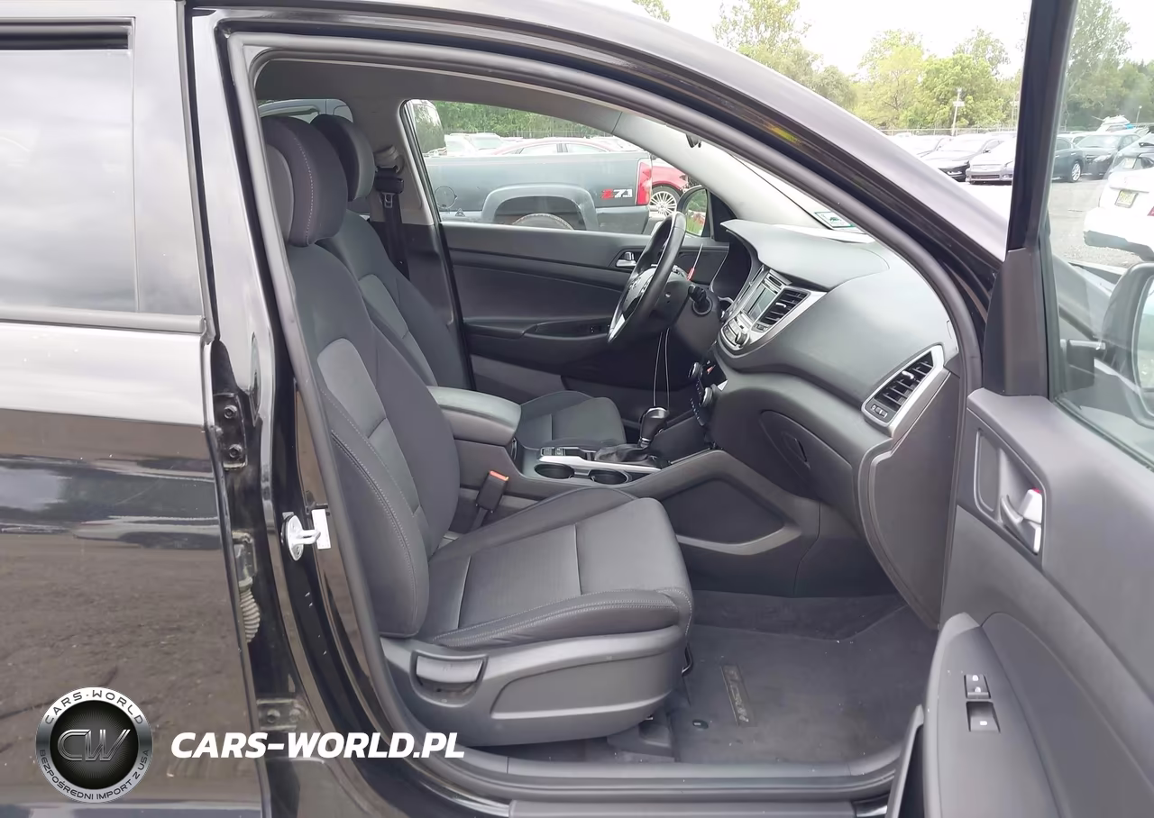 2017 Hyundai Tucson Sport VIN:KM8J3CA29HU447679 - 5
