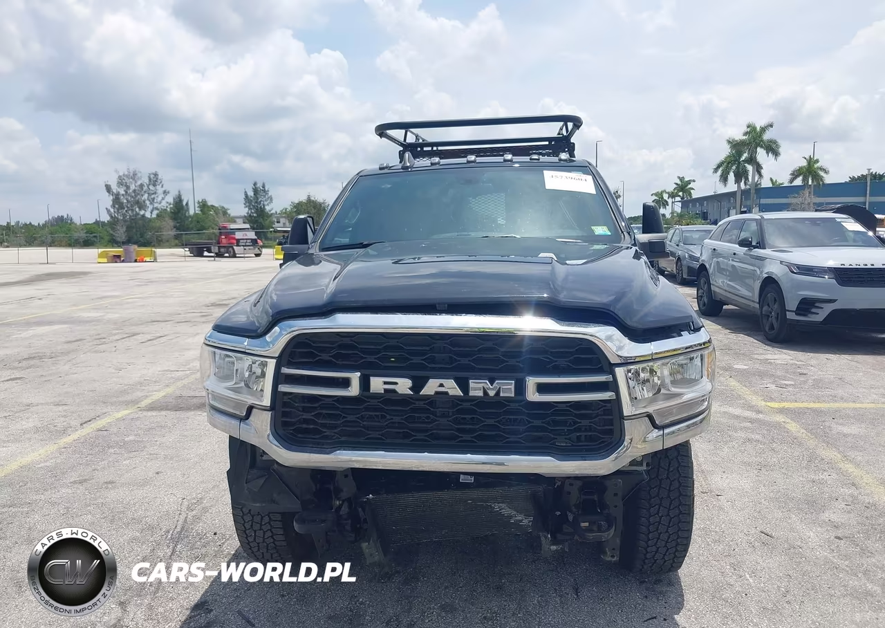 2024 Ram 3500 Tradesman VIN:3C63R3CLXRG225181 - 11
