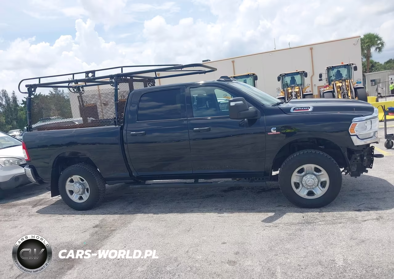 2024 Ram 3500 Tradesman VIN:3C63R3CLXRG225181 - 13