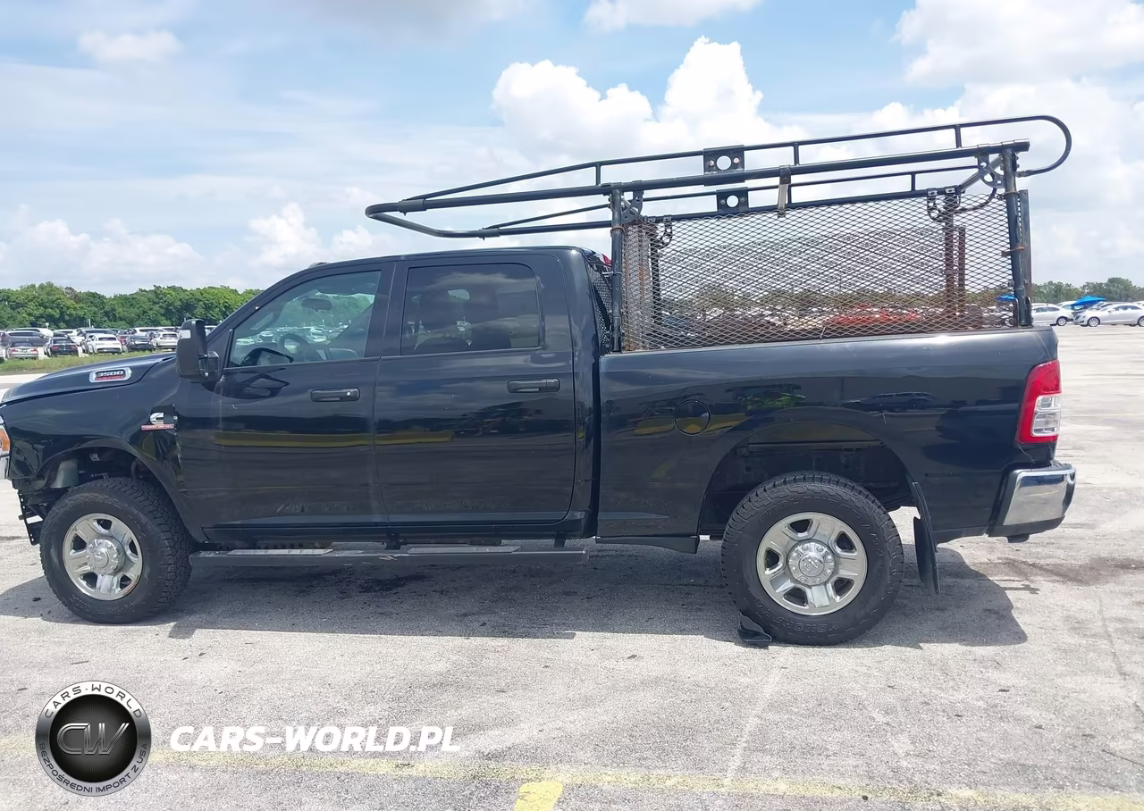 2024 Ram 3500 Tradesman VIN:3C63R3CLXRG225181 - 14