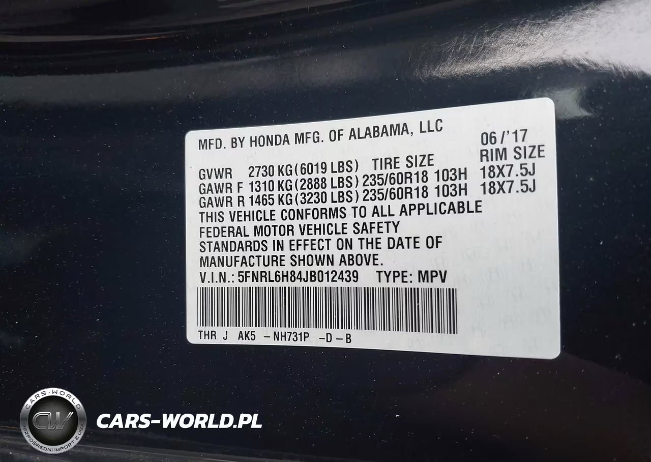 2018 Honda Odyssey Touring VIN:5FNRL6H84JB012439 - 9
