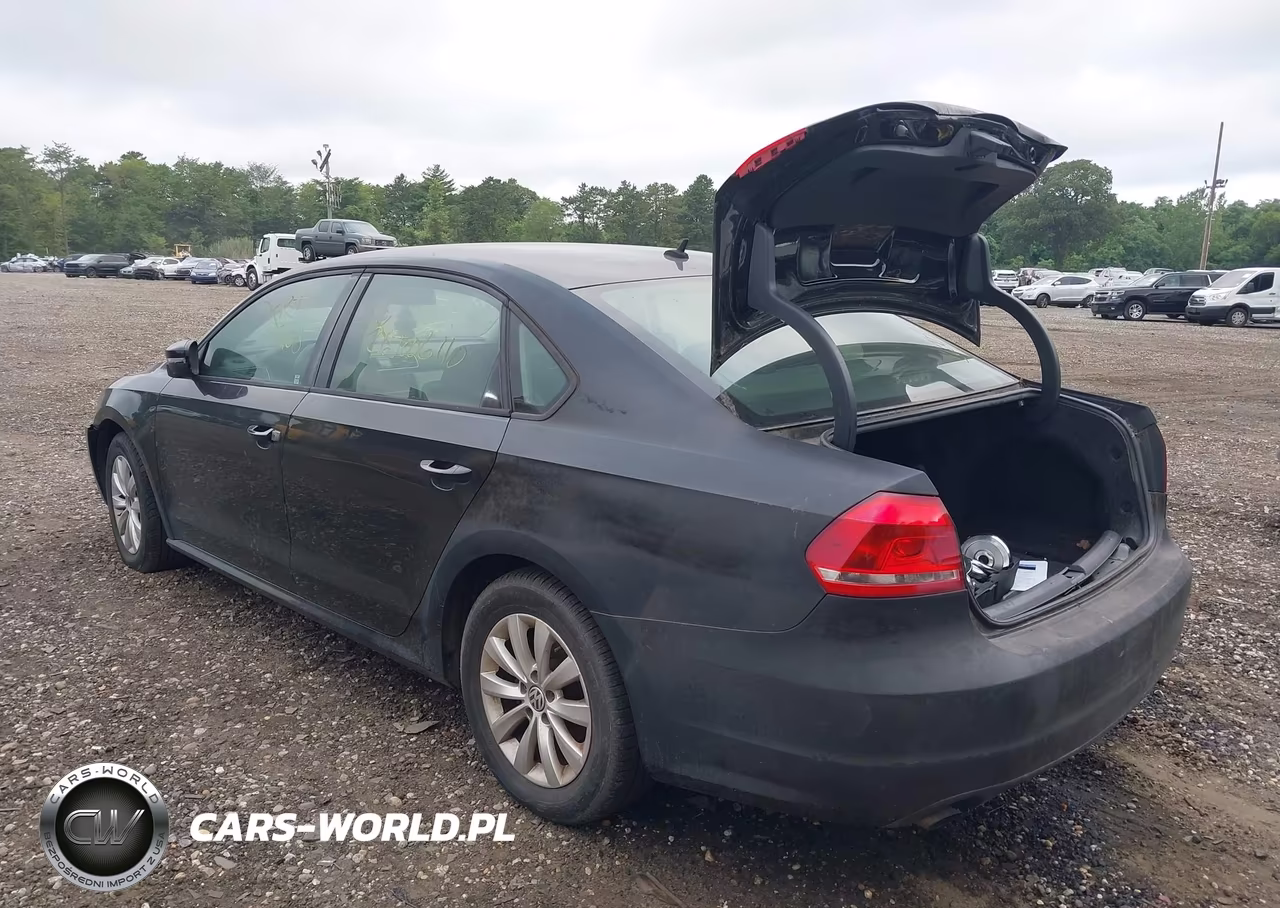 2013 Volkswagen Passat 2.5L S VIN:1VWAP7A31DC013908 - 3