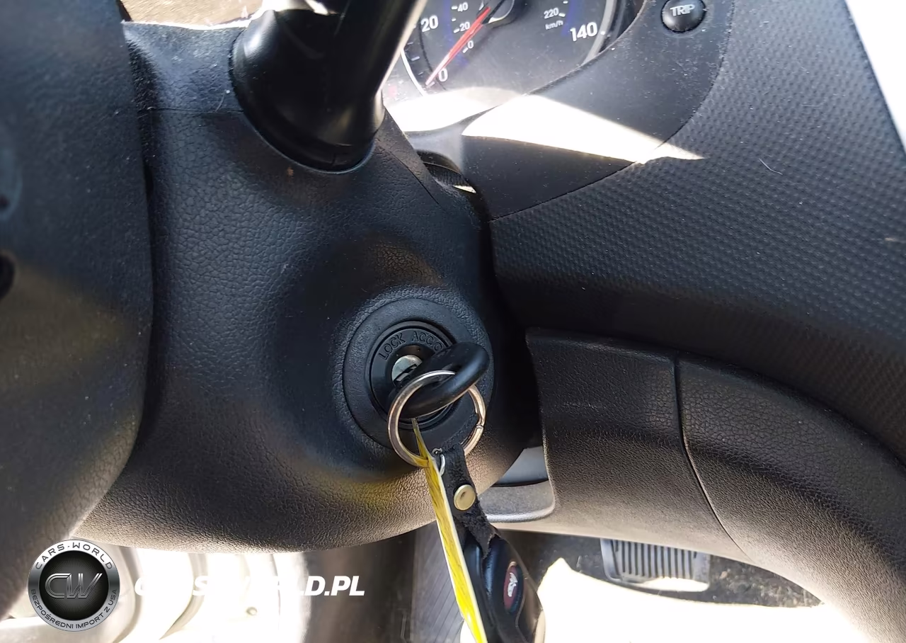 2013 Hyundai Accent Se VIN:KMHCU5AE3DU074807 - 11