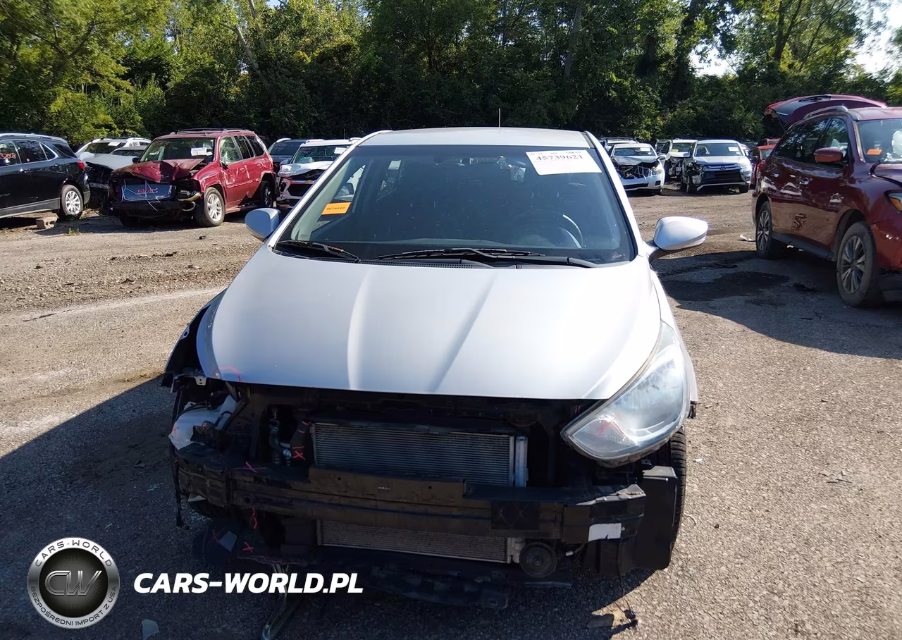2013 Hyundai Accent Se VIN:KMHCU5AE3DU074807 - 13