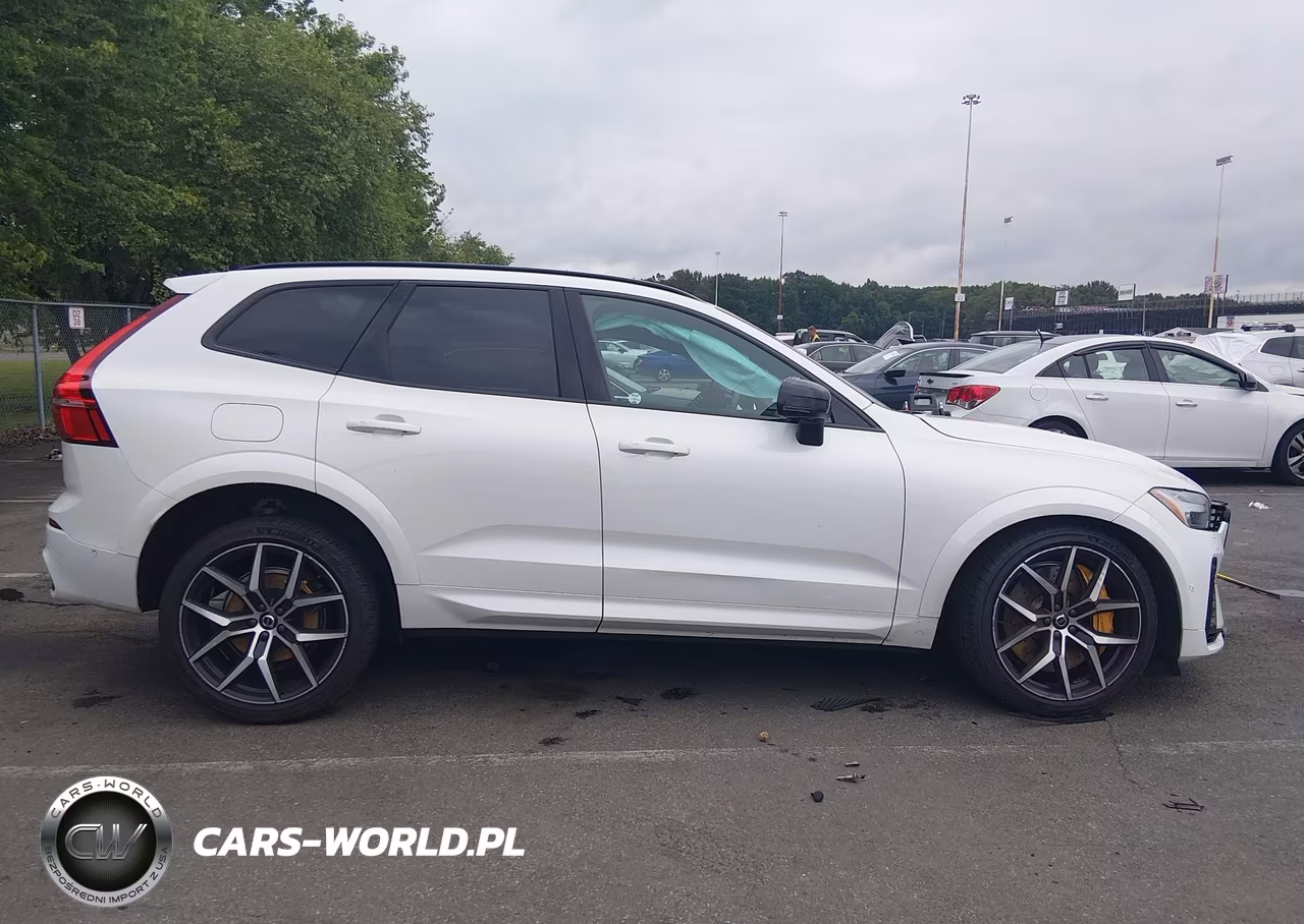 2022 Volvo Xc60 Recharge Plug-In Hybrid T8 Polestar Engineered Extended Range VIN:YV4H60DP1N1009376 - 13