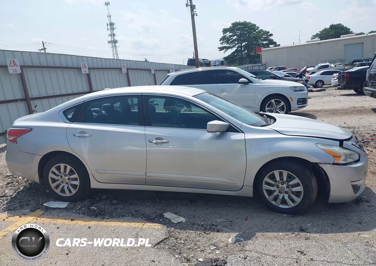 2015 Nissan Altima 2.5 S VIN:1N4AL3APXFC132298 - 13