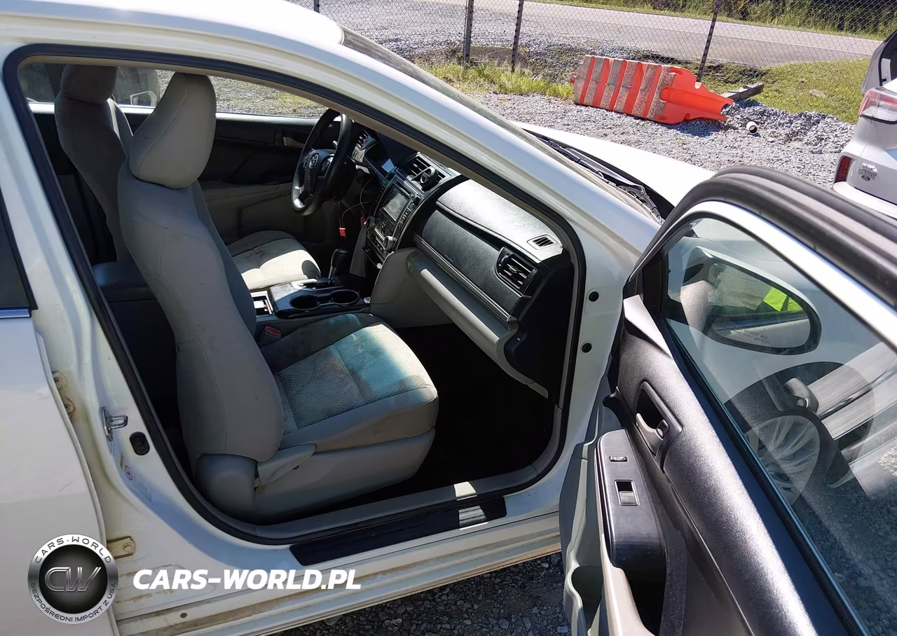 2014 Toyota Camry Le VIN:4T4BF1FK8ER403134 - 5