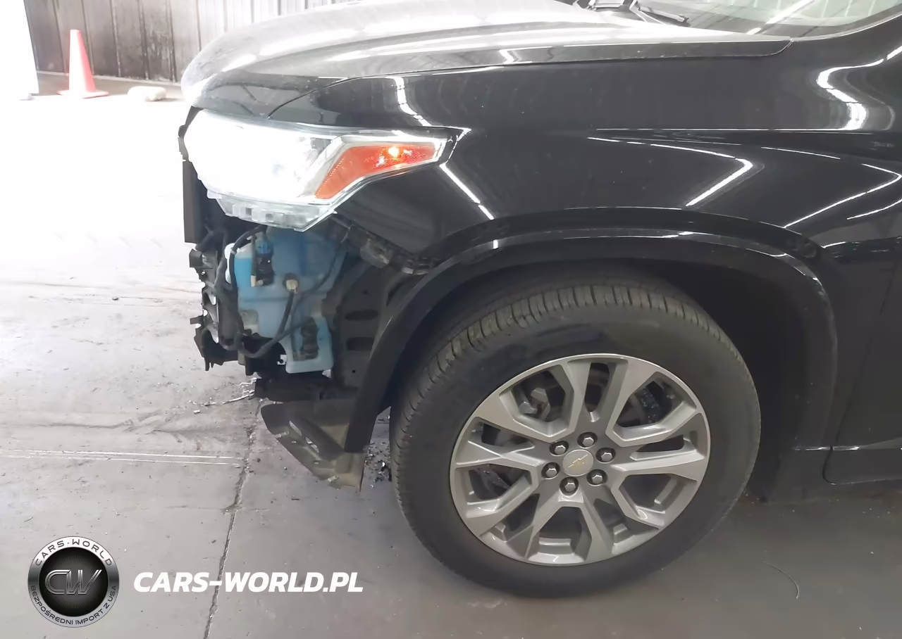 2019 Chevrolet Traverse Premier VIN:1GNEVKKW3KJ123705 - 19
