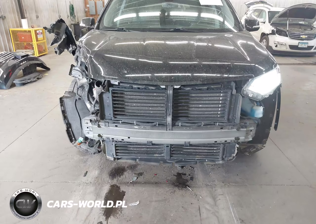 2019 Chevrolet Traverse Premier VIN:1GNEVKKW3KJ123705 - 6