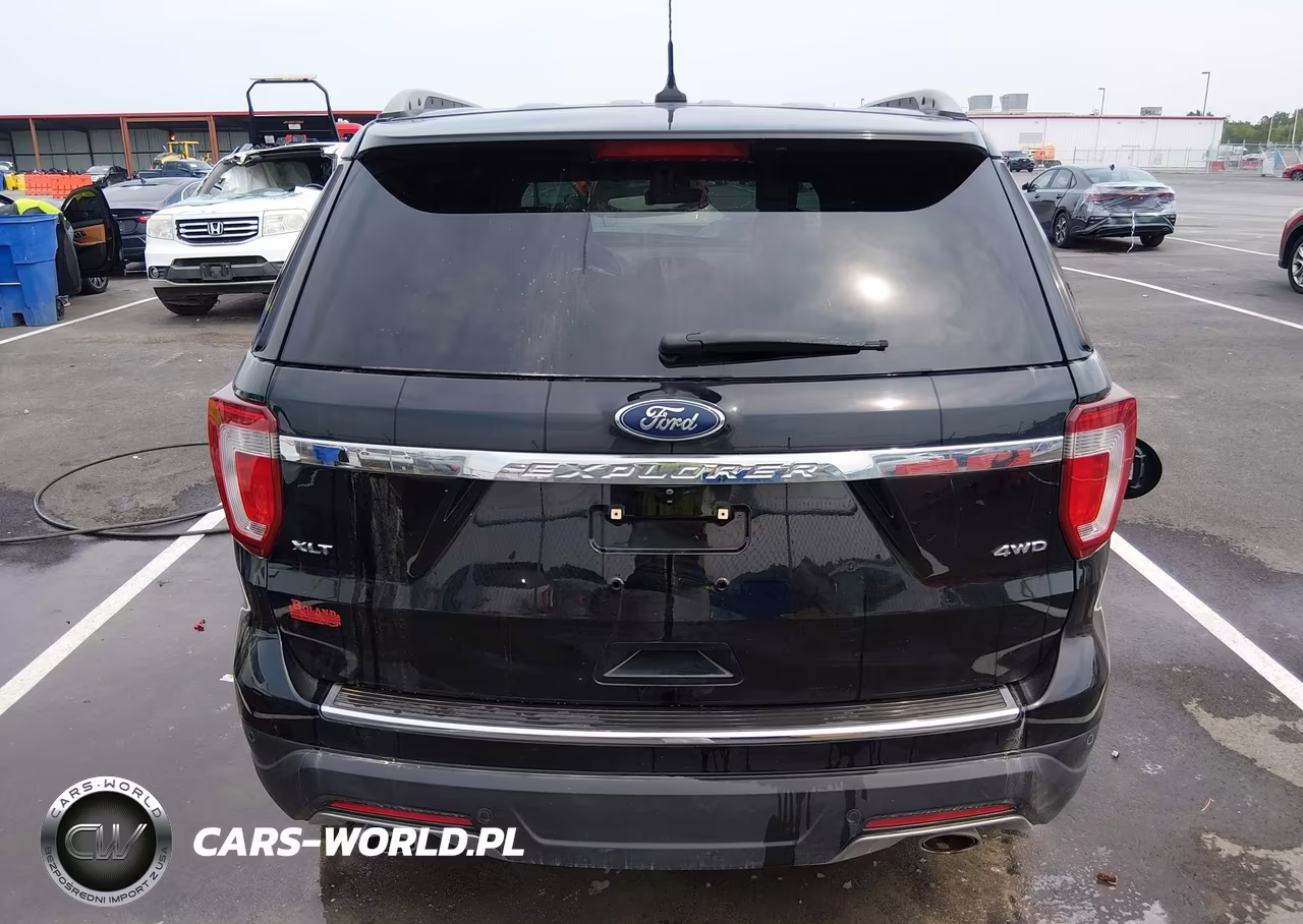2018 Ford Explorer Xlt VIN:1FM5K8D86JGA57063 - 16