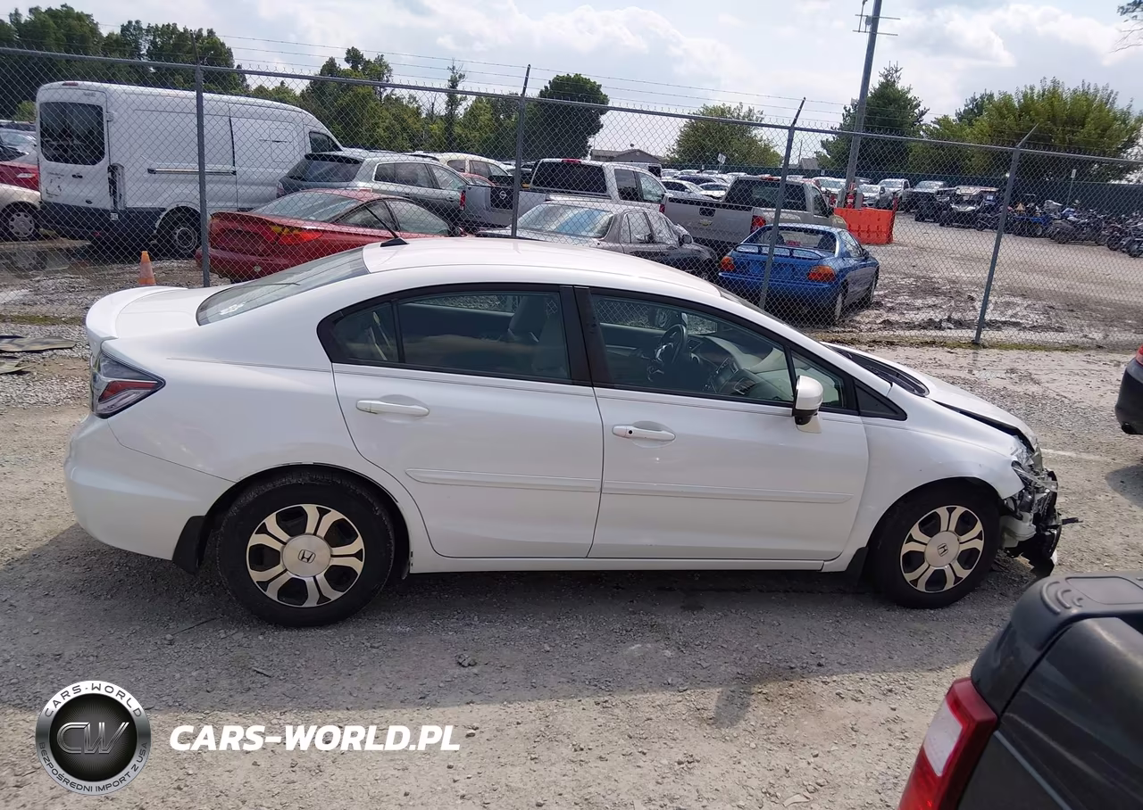 2014 Honda Civic Hybrid VIN:19XFB4F36EE000807 - 14
