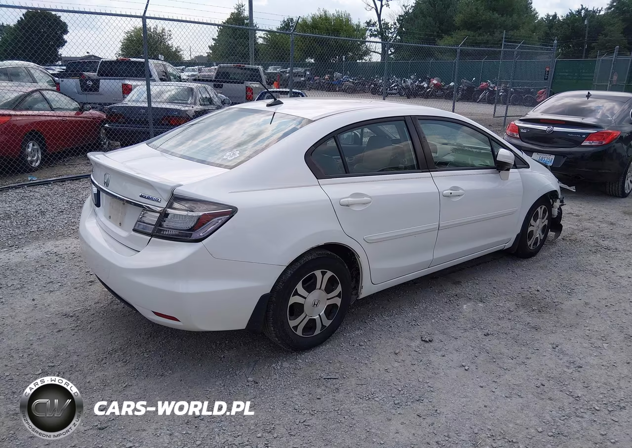 2014 Honda Civic Hybrid VIN:19XFB4F36EE000807 - 4