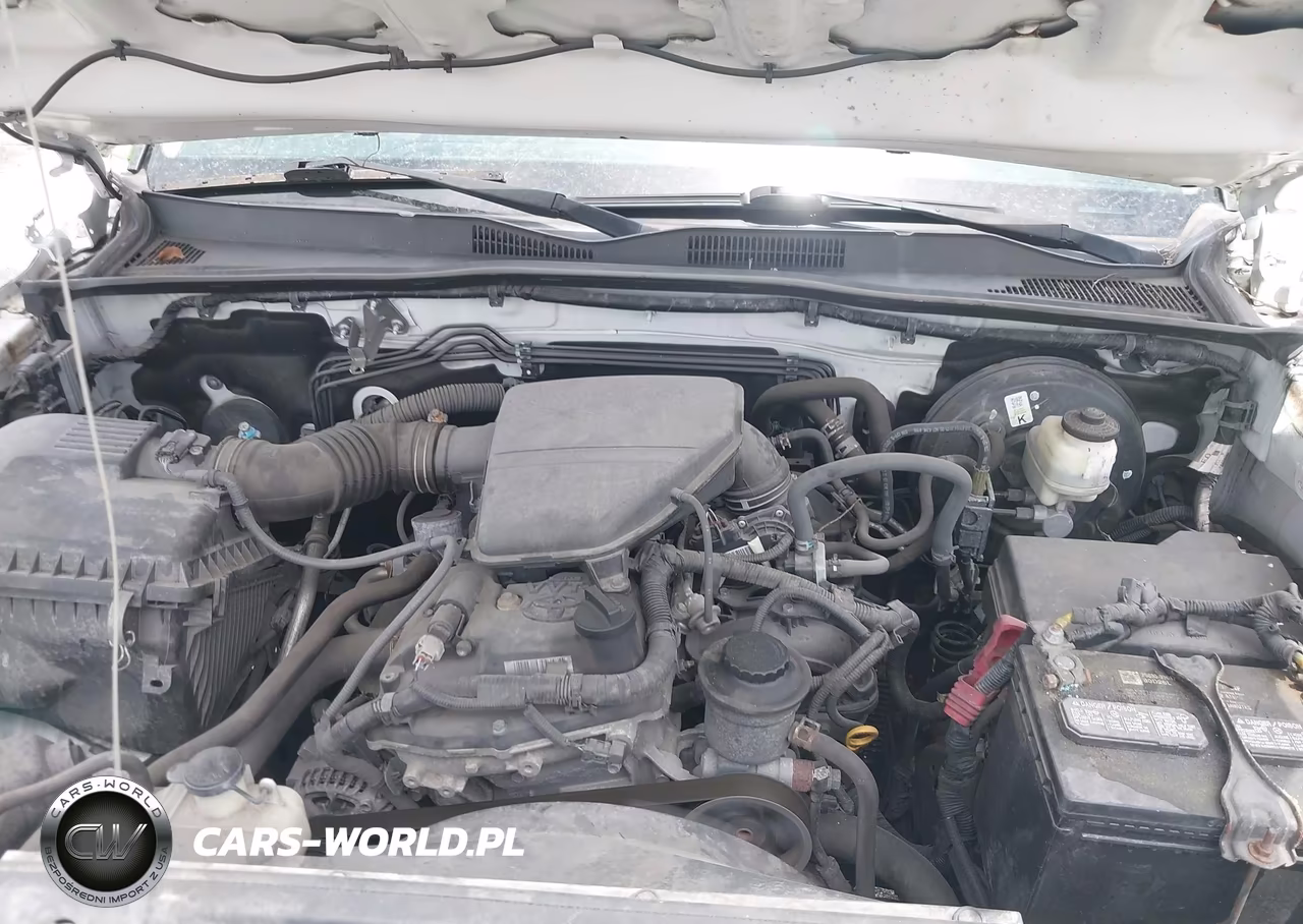 2018 Toyota Tacoma Sr VIN:5TFRX5GN2JX113958 - 10