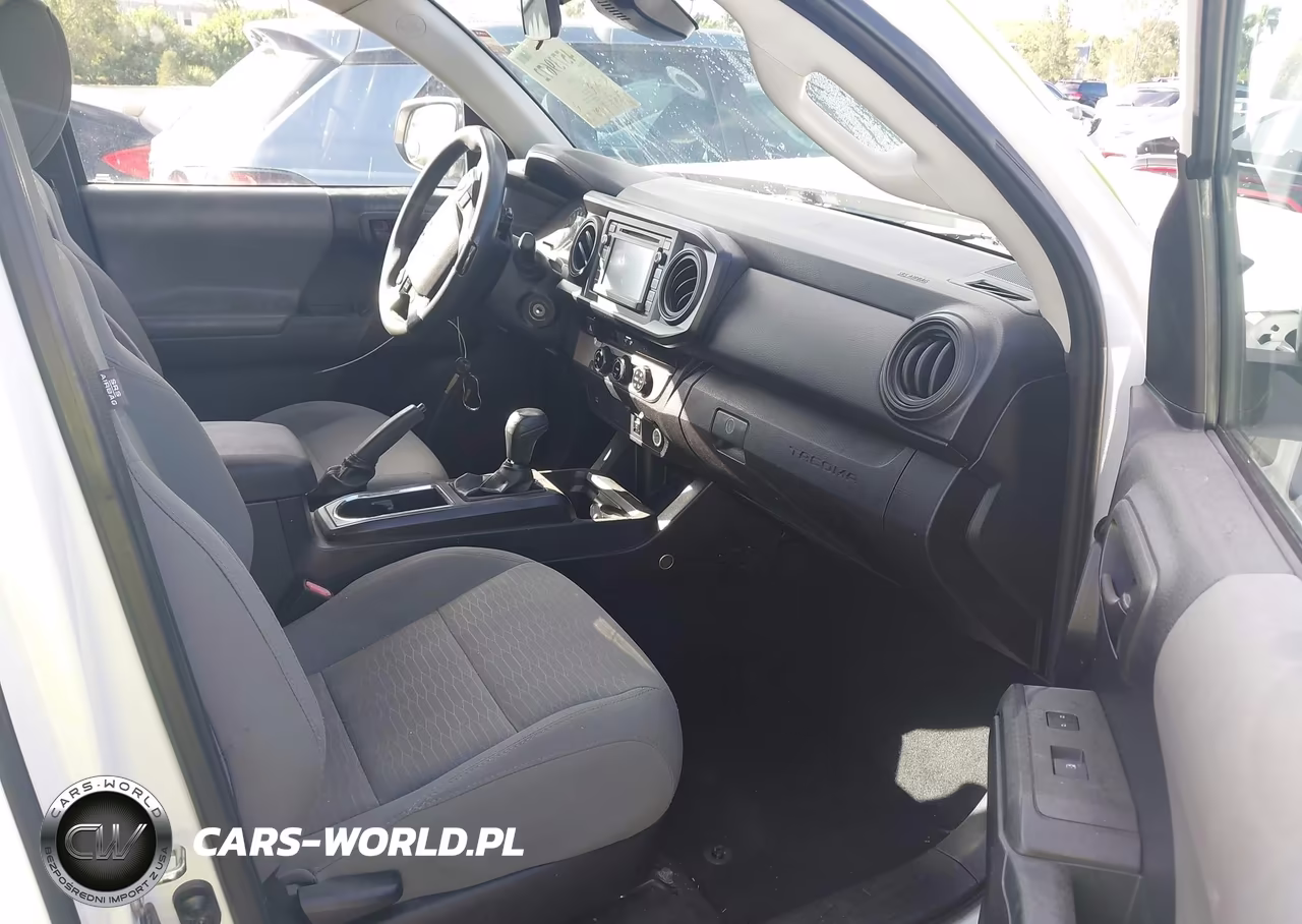 2018 Toyota Tacoma Sr VIN:5TFRX5GN2JX113958 - 5