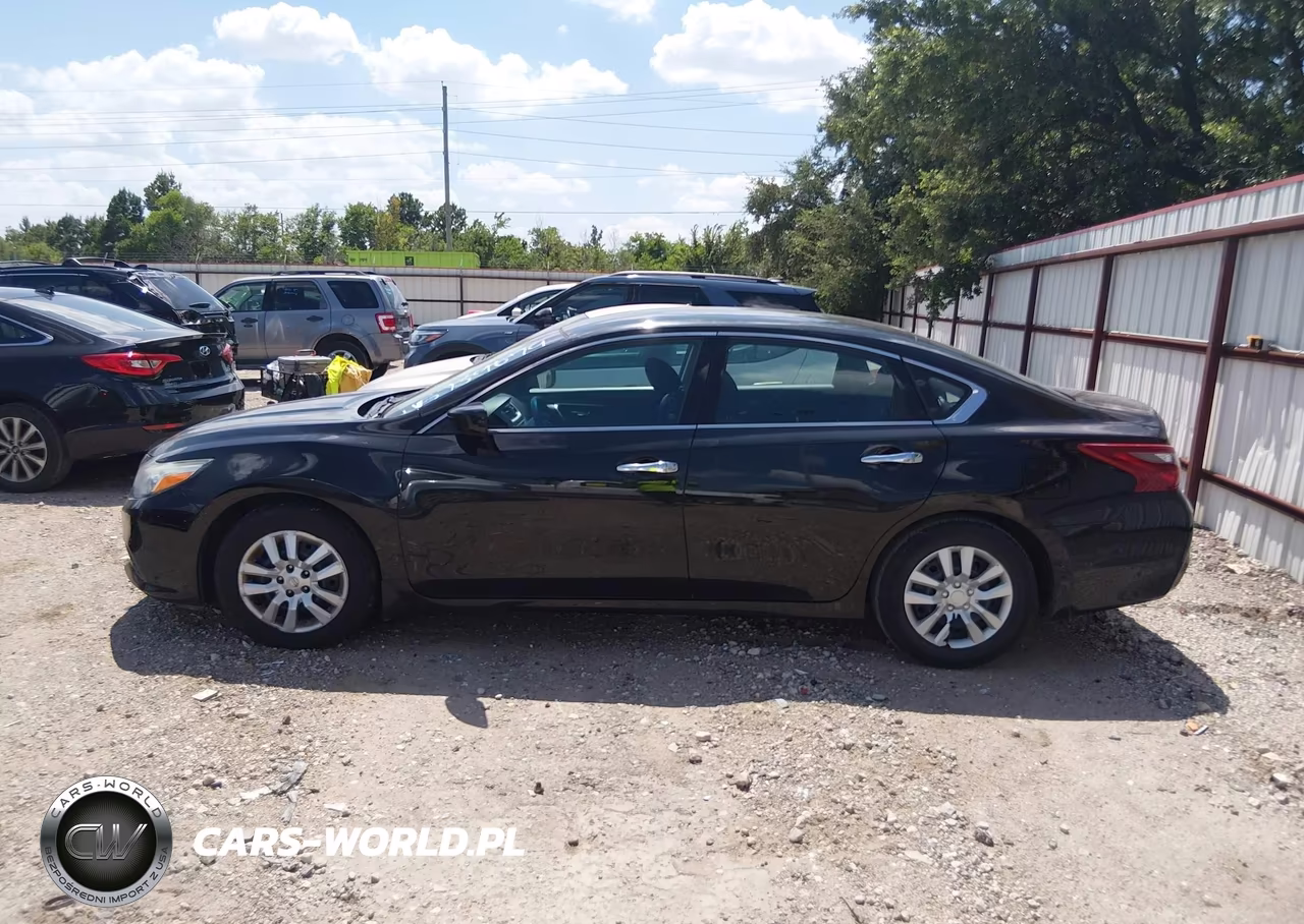 2018 Nissan Altima 2.5 S VIN:1N4AL3AP6JC129729 - 14