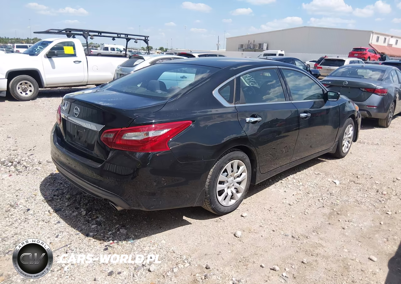 2018 Nissan Altima 2.5 S VIN:1N4AL3AP6JC129729 - 4