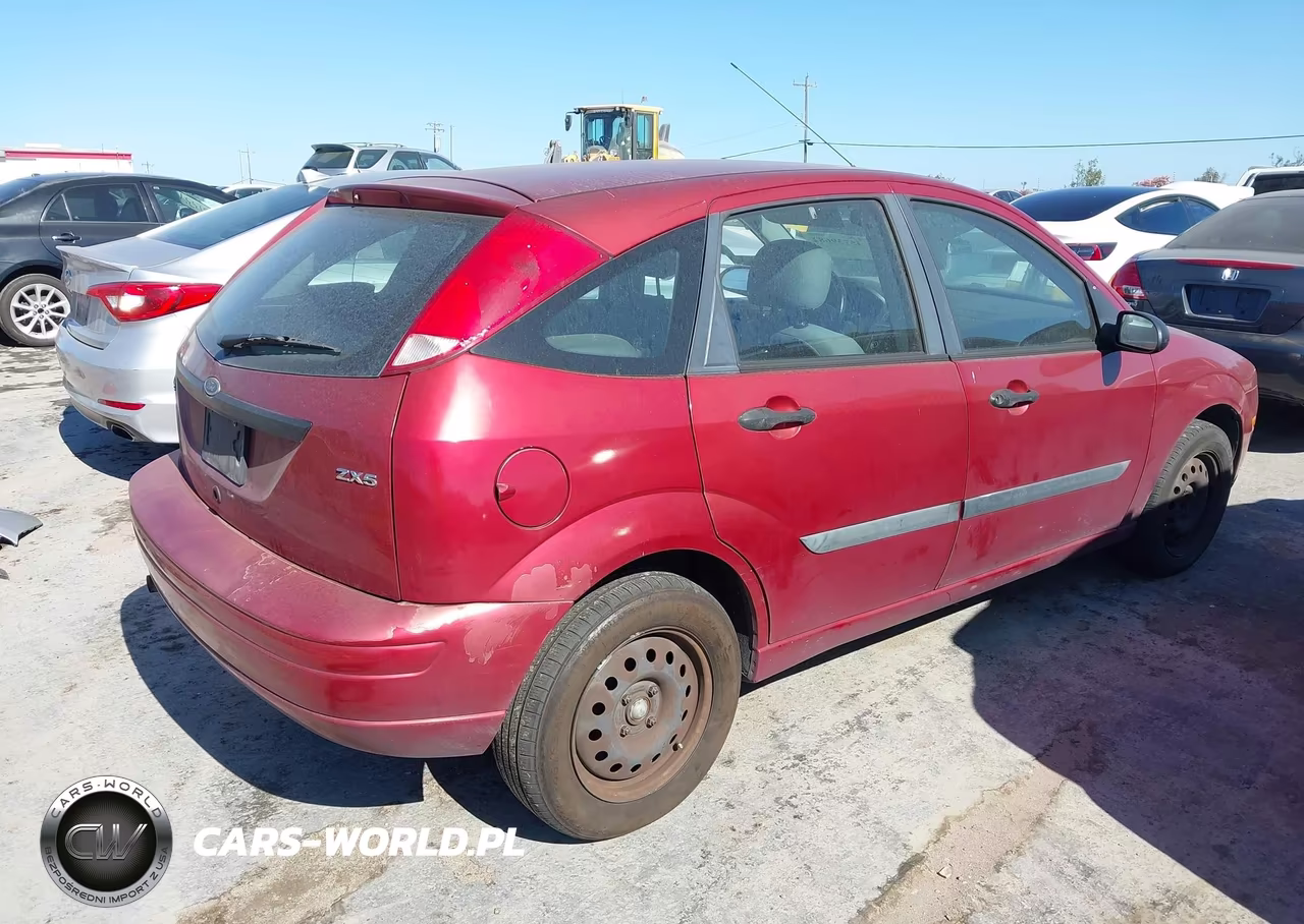 2005 Ford Focus Zx5 VIN:3FAFP37N05R156318 - 4
