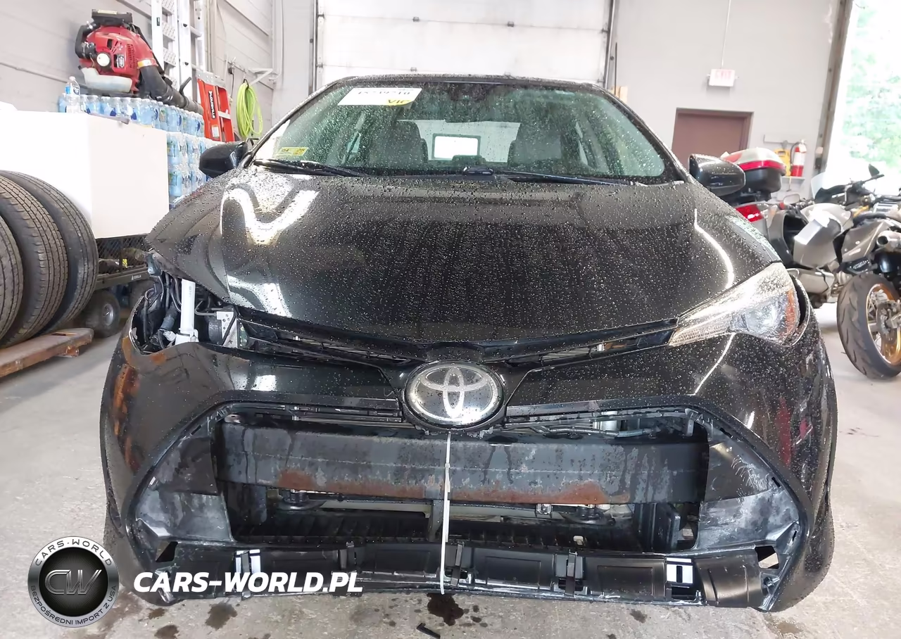 2017 Toyota Corolla Le VIN:2T1BURHE3HC910437 - 13