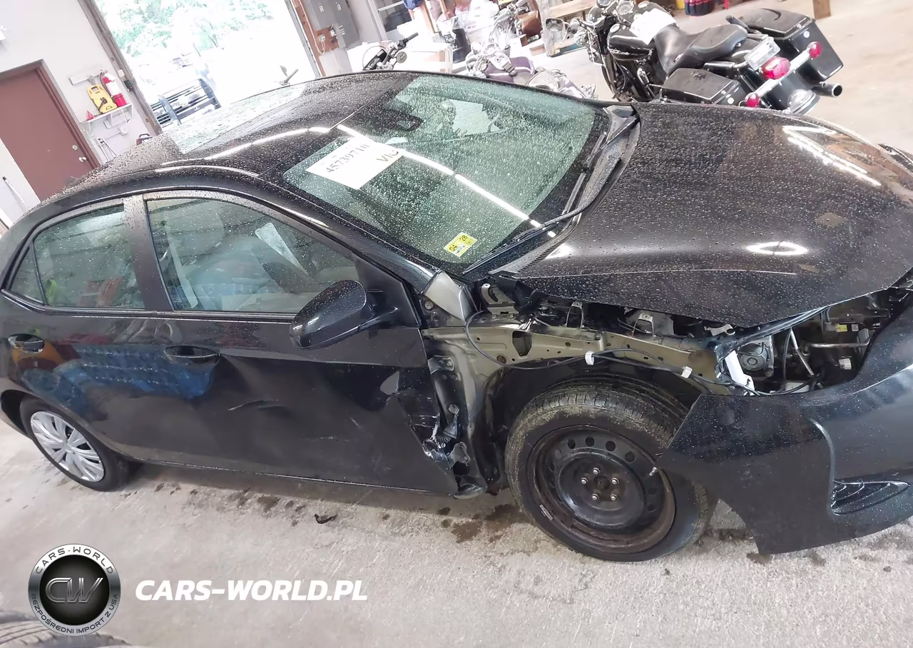 2017 Toyota Corolla Le VIN:2T1BURHE3HC910437 - 14