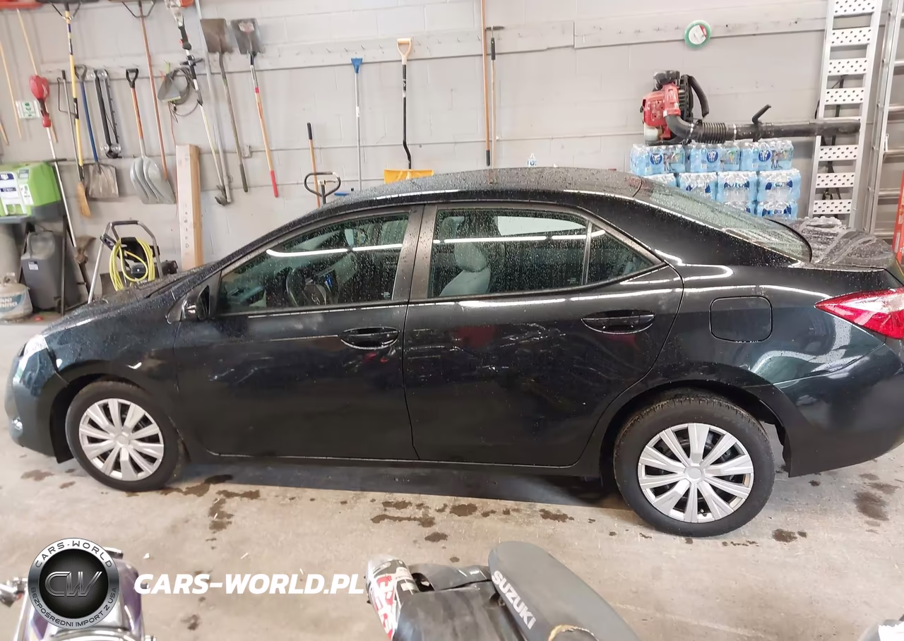 2017 Toyota Corolla Le VIN:2T1BURHE3HC910437 - 15