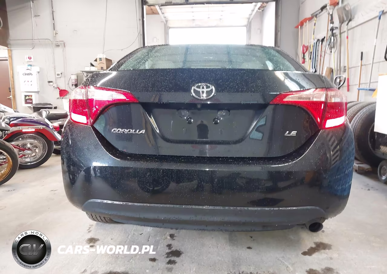2017 Toyota Corolla Le VIN:2T1BURHE3HC910437 - 17