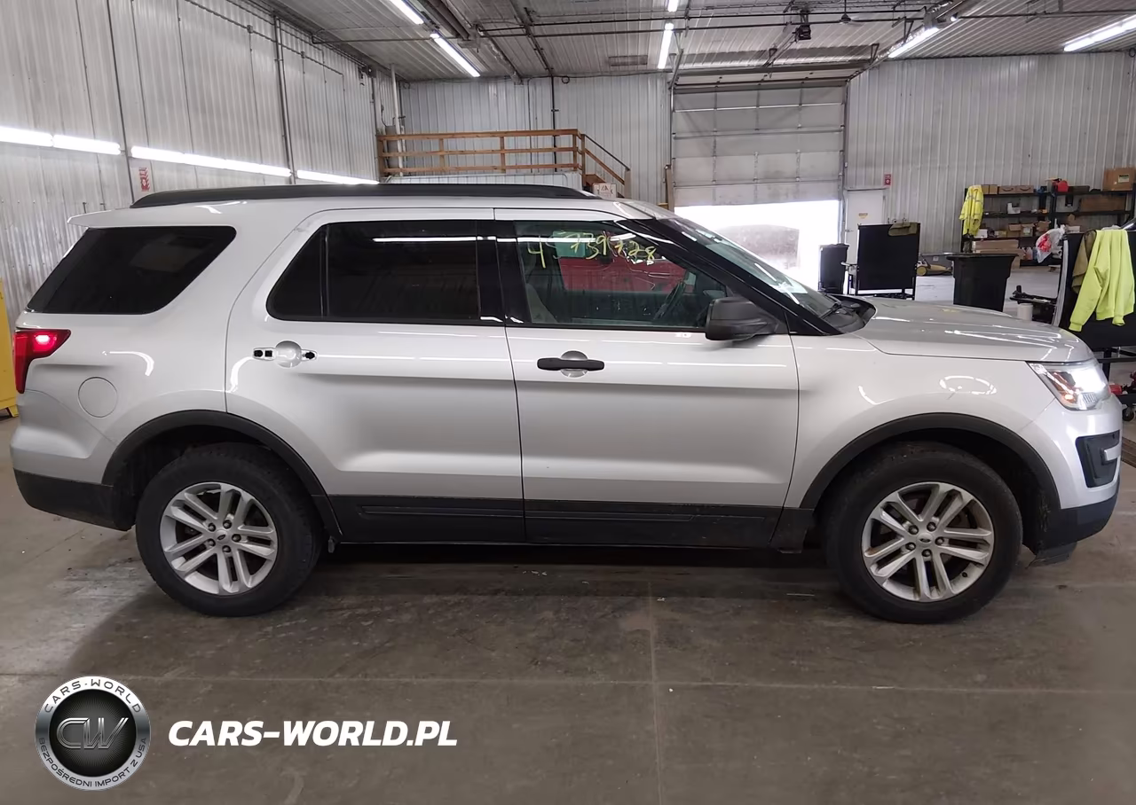 2017 Ford Explorer VIN:1FM5K8B87HGC80435 - 14